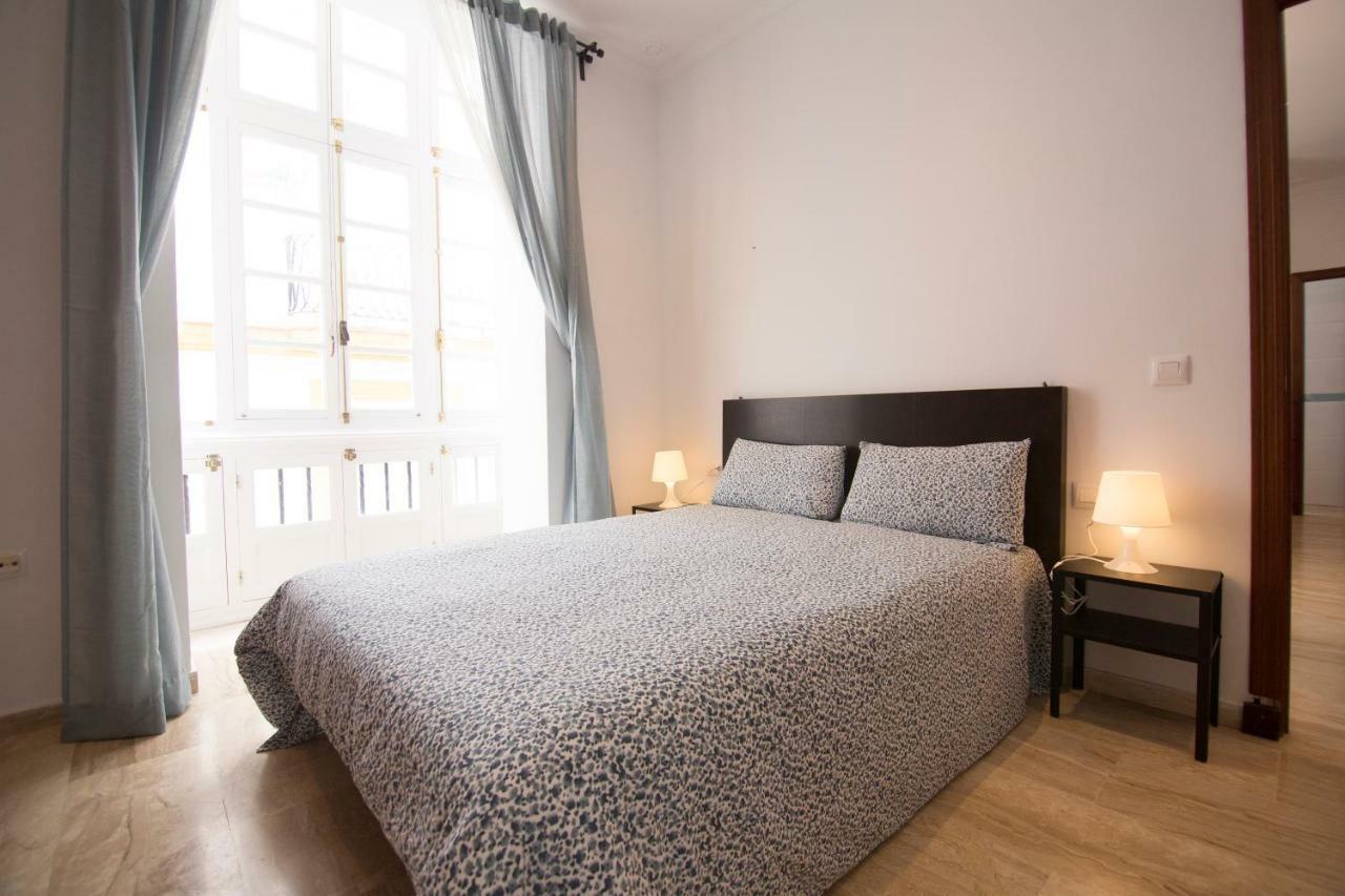 Extraordinario Piso Junto Playa Y En Pleno Centro Apartment Cadiz Ngoại thất bức ảnh
